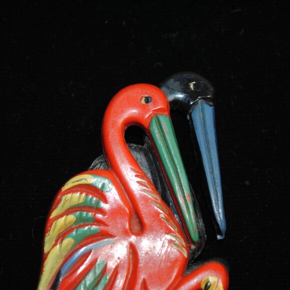 Large Vintage Early Plastic Red & Black Dancing Flamingos Brooch - Picture 2 of 10